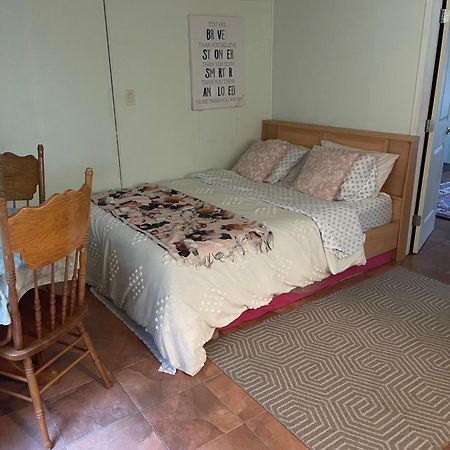 Guesthouse In เวสต์แวนคูเวอร์ ภายนอก รูปภาพ